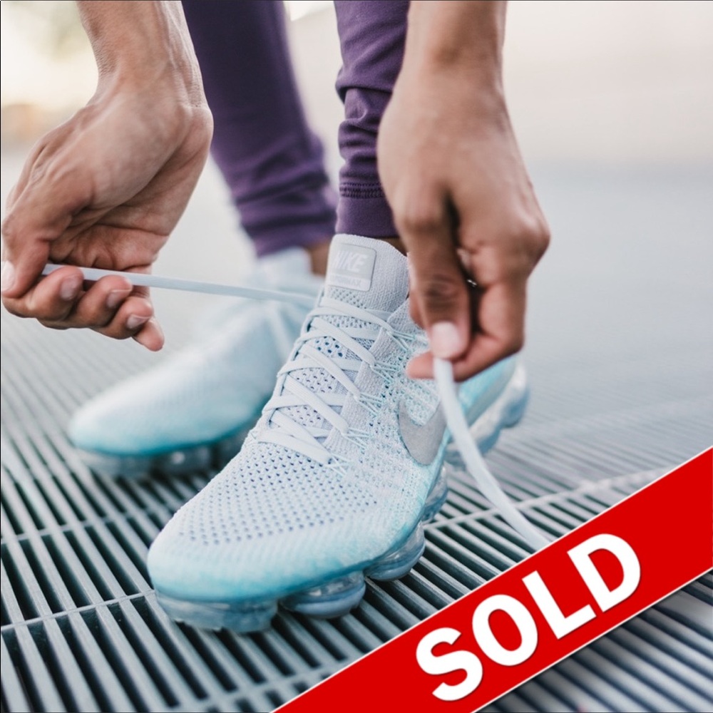 ***SOLD*** Nike air vapormax flyknit